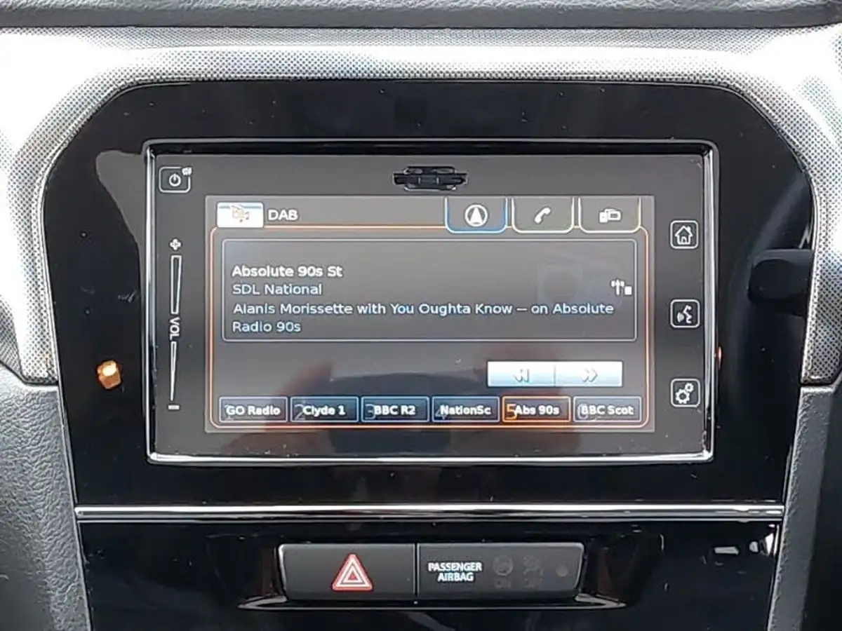 2020-suzuki-vitara-14-boosterjet-sz5-129ps-allgrip-mild-hybrid-big-10