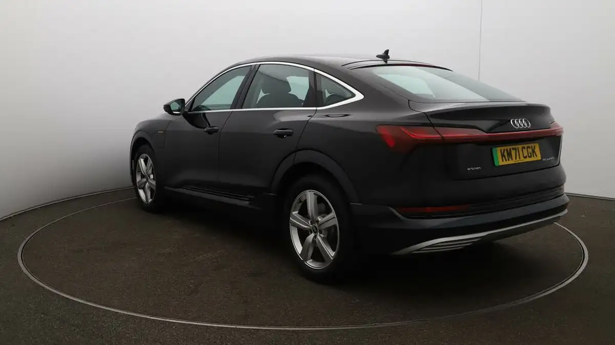 2021-audi-e-tron-55e-technik-sportback-big-55