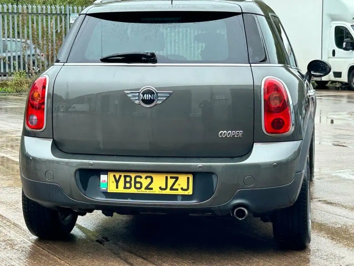 2013-mini-countryman-16-cooper-pepper-big-4