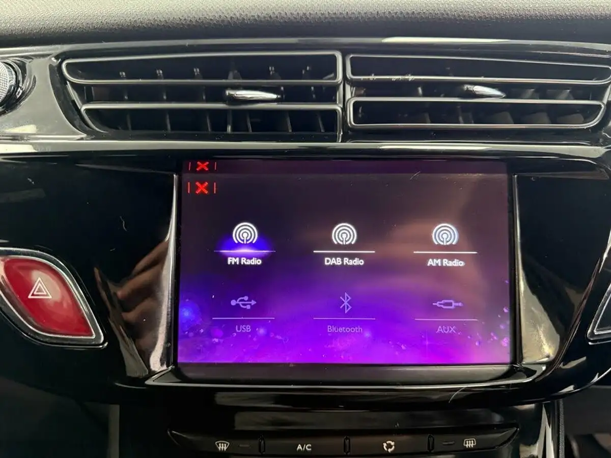 2018-ds-ds-3-12-puretech-connected-chic-110ps-ss-big-37