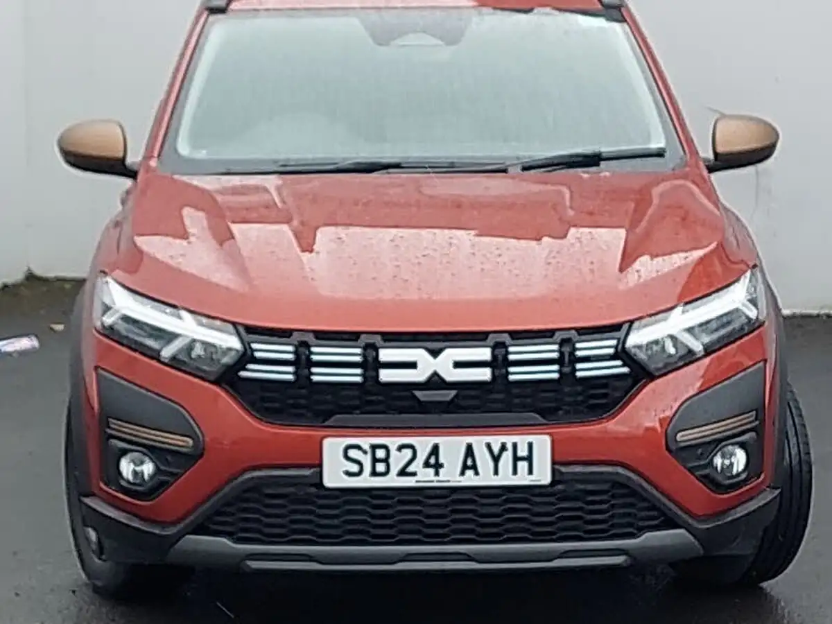 2024-dacia-jogger-16-tce-extreme-big-12