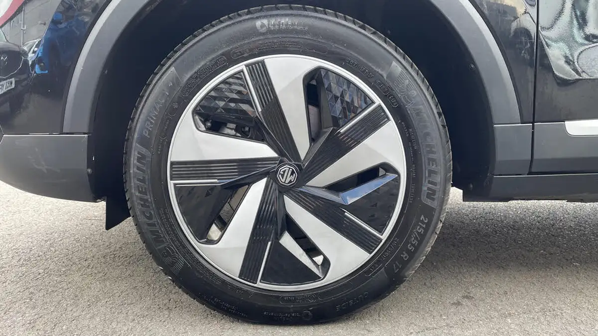 2023-mg-zs-suv-e-se-ev-156ps-long-range-big-16