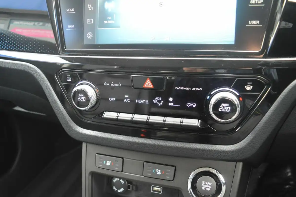 2022-kgm-ssangyong-korando-e-motion-e-ultimate-big-30
