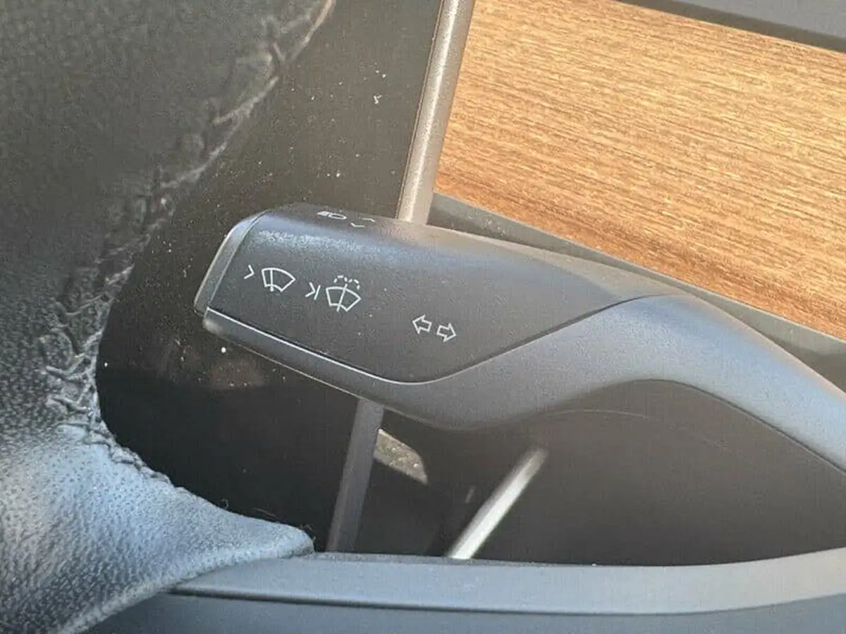 2020-tesla-model-3-e-standard-plus-big-14
