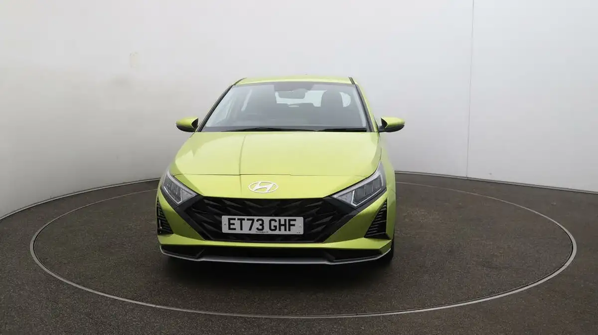 2024-hyundai-i20-10-t-gdi-advance-big-31