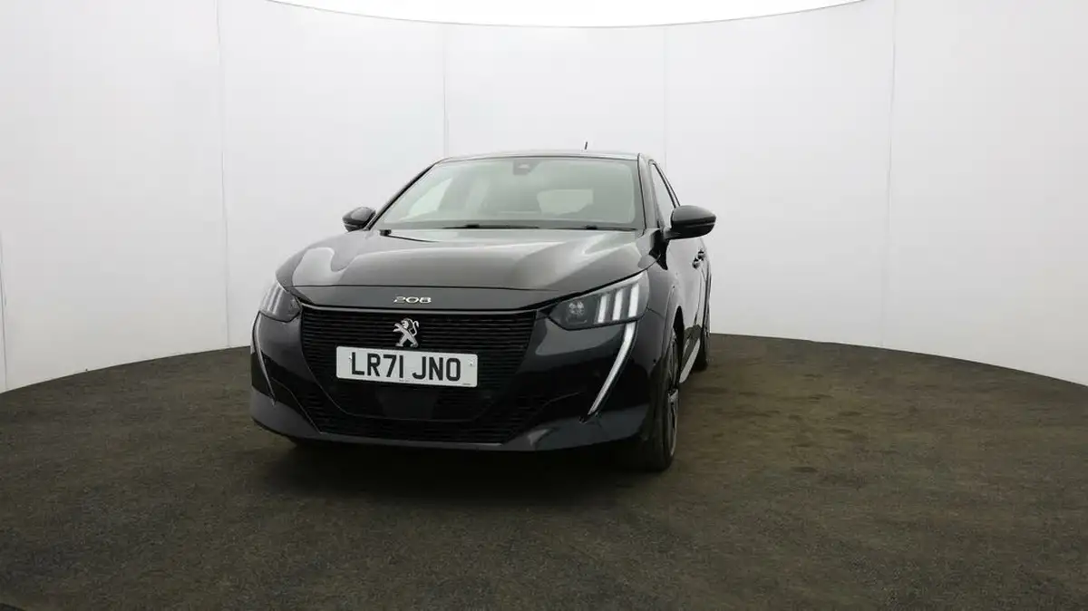 2021-peugeot-208-e-gt-premium-big-34