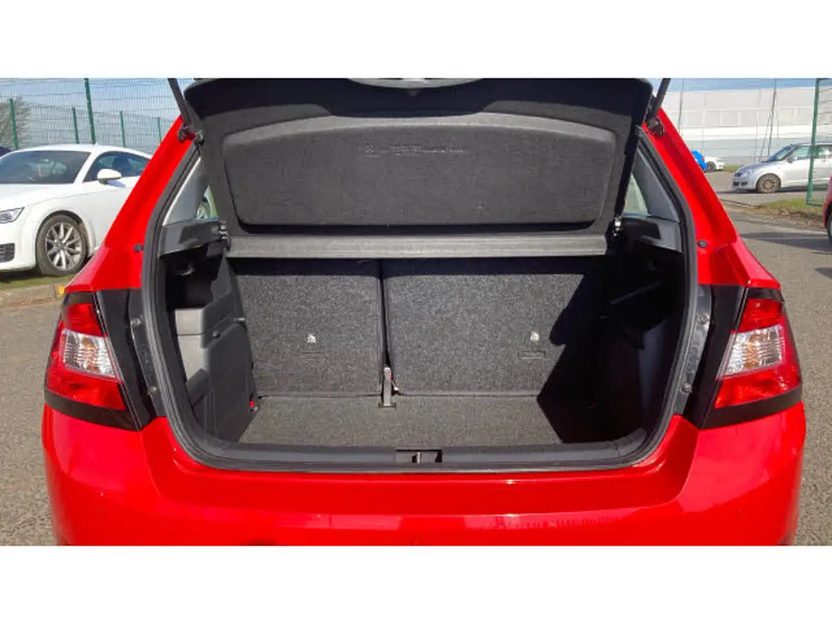 2018-skoda-fabia-10-mpi-colour-edition-big-3