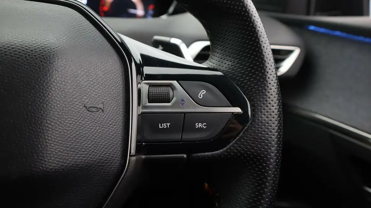 2020-peugeot-3008-suv-15-bluehdi-gt-line-eat8-big-26