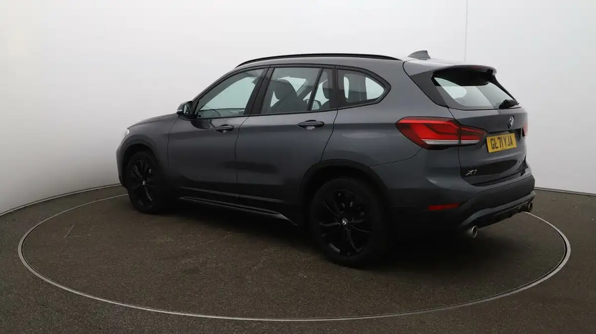 2021-bmw-x1-20-sdrive20i-sport-big-55