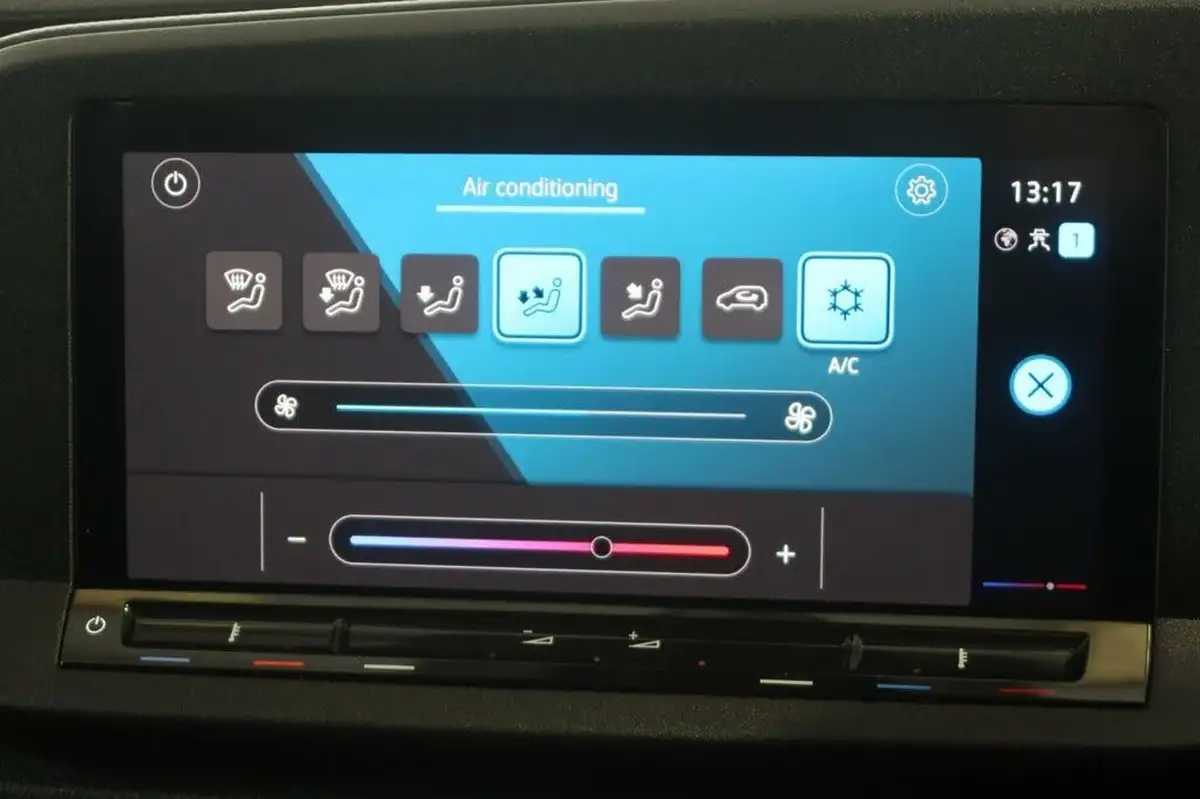 2021-volkswagen-caddy-20tdi-c20-cargo-commerce-pro-102pseu6d-big-15