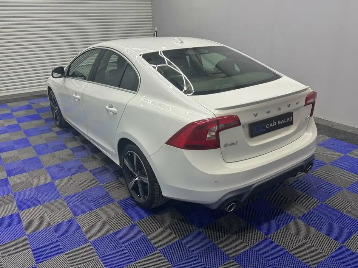 2017-volvo-s60-20td-d4-r-design-geartronic-big-15