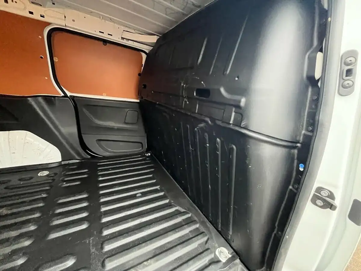 2021-toyota-proace-city-15d-active-100hpeu6dt-e-big-14