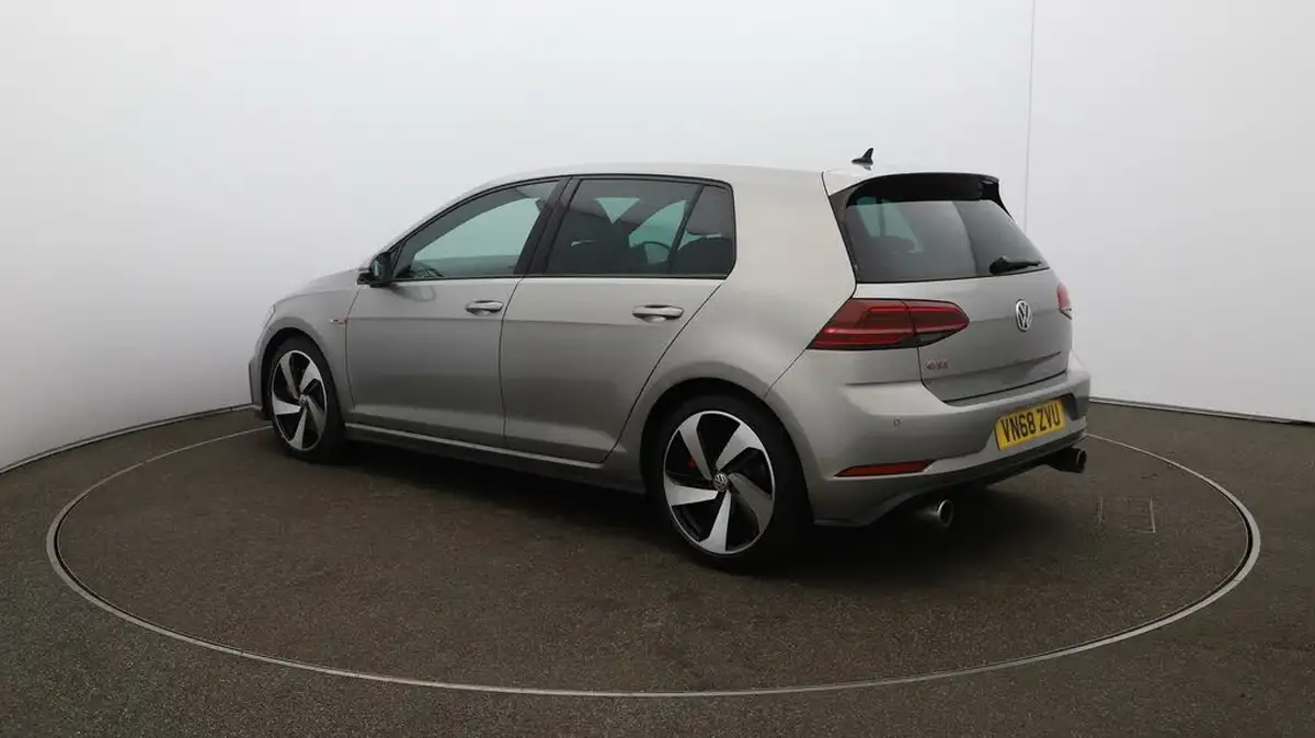 2018-volkswagen-golf-20-tsi-gti-performance-5d-dsg-big-55