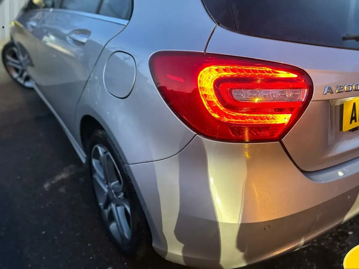 2013-mercedes-benz-a-class-16-a200-sport-156bhp-7g-dct-big-47
