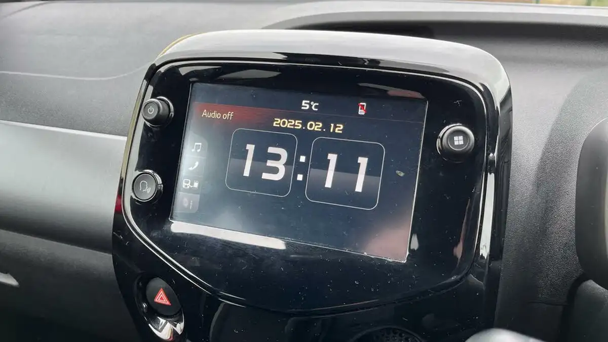2021-toyota-aygo-10-vvt-i-x-trend-tss-x-shift-big-6