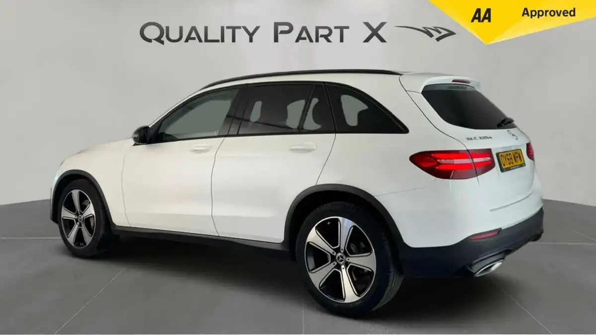 2018-mercedes-benz-glc-class-21d-glc220d-urban-edition-big-4