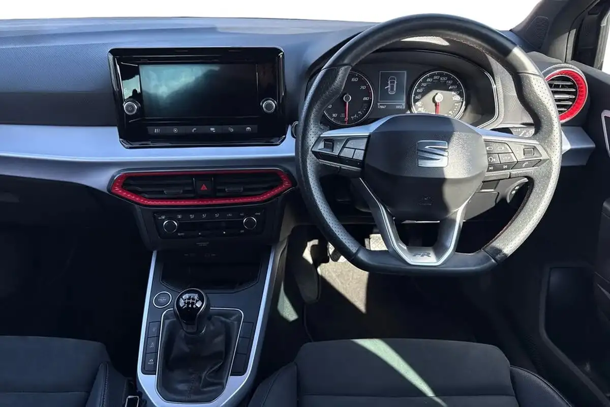 2022-seat-arona-10-tsi-fr-edition-big-17