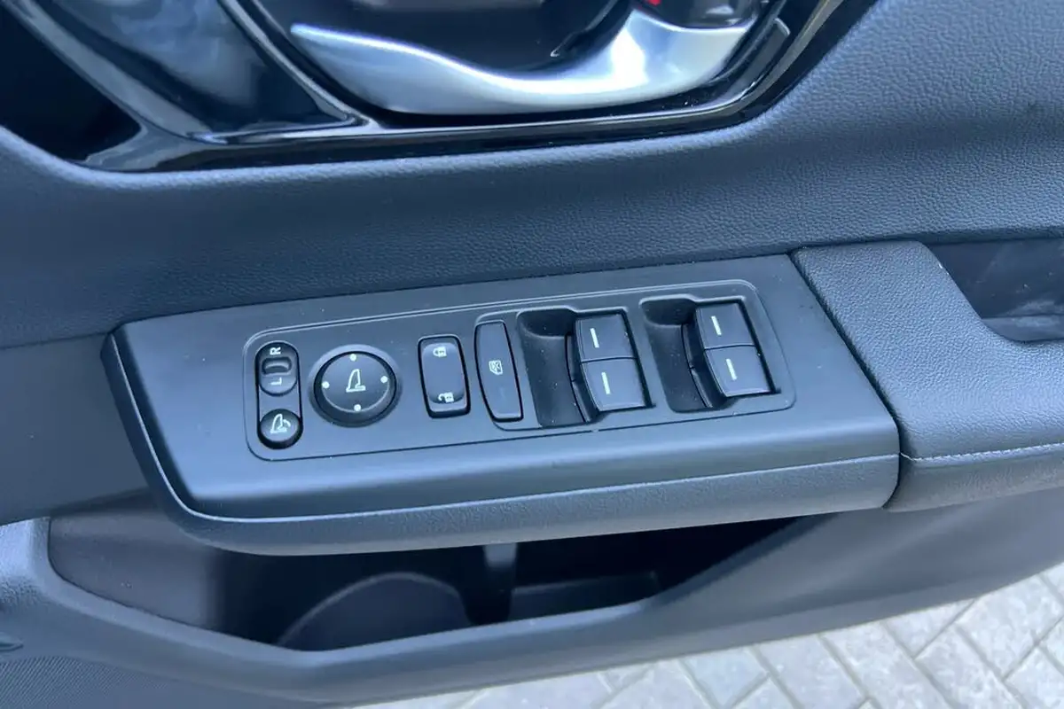 2024-honda-cr-v-20-i-mmd-elegance-big-21