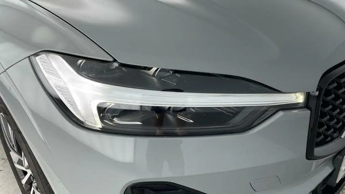 2024-volvo-xc60-20-b5-plus-big-37