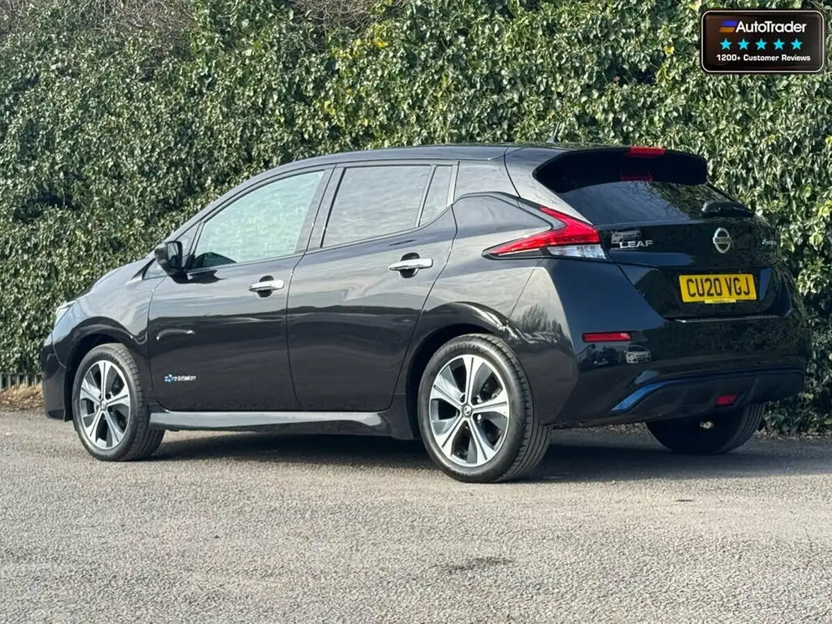 2020-nissan-leaf-e-tekna-big-31
