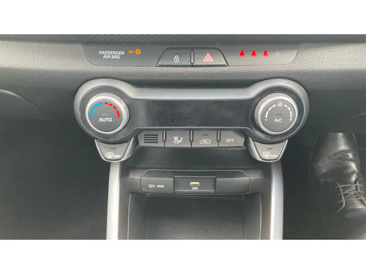 2021-kia-stonic-10-t-gdi-gt-line-big-24
