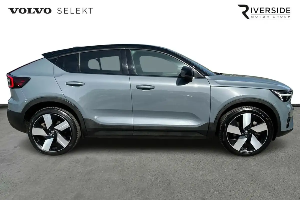 2022-volvo-c40-e-twin-recharge-pro-big-3