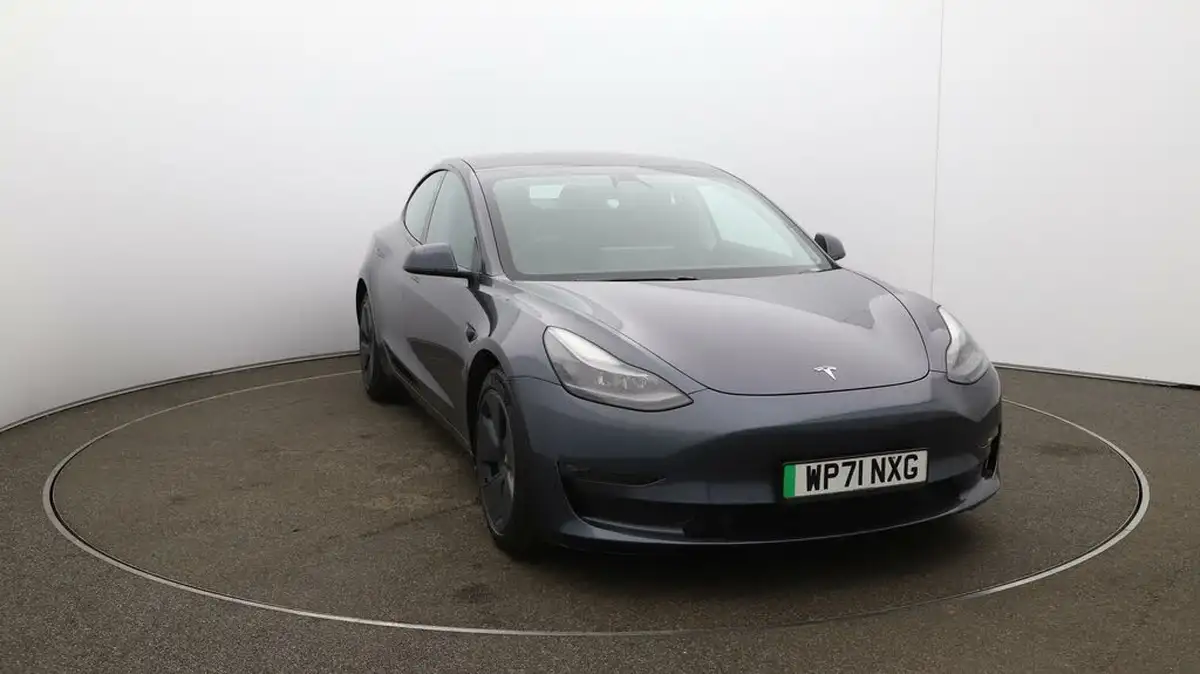 2021-tesla-model-3-e-long-range-awd-big-34