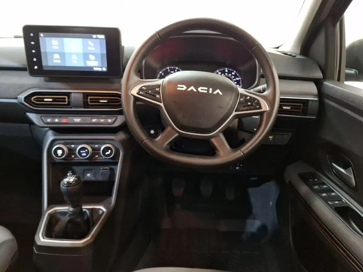 2024-dacia-sandero-stepway-10-tce-extreme-110bhp-big-9