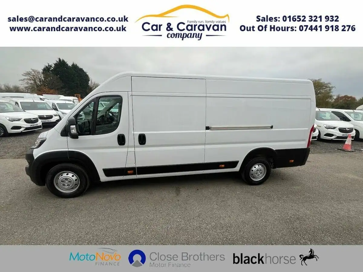 2021-peugeot-boxer-22-bluehdi-professional-435-l4-h2-140bhpeu6dt-big-5