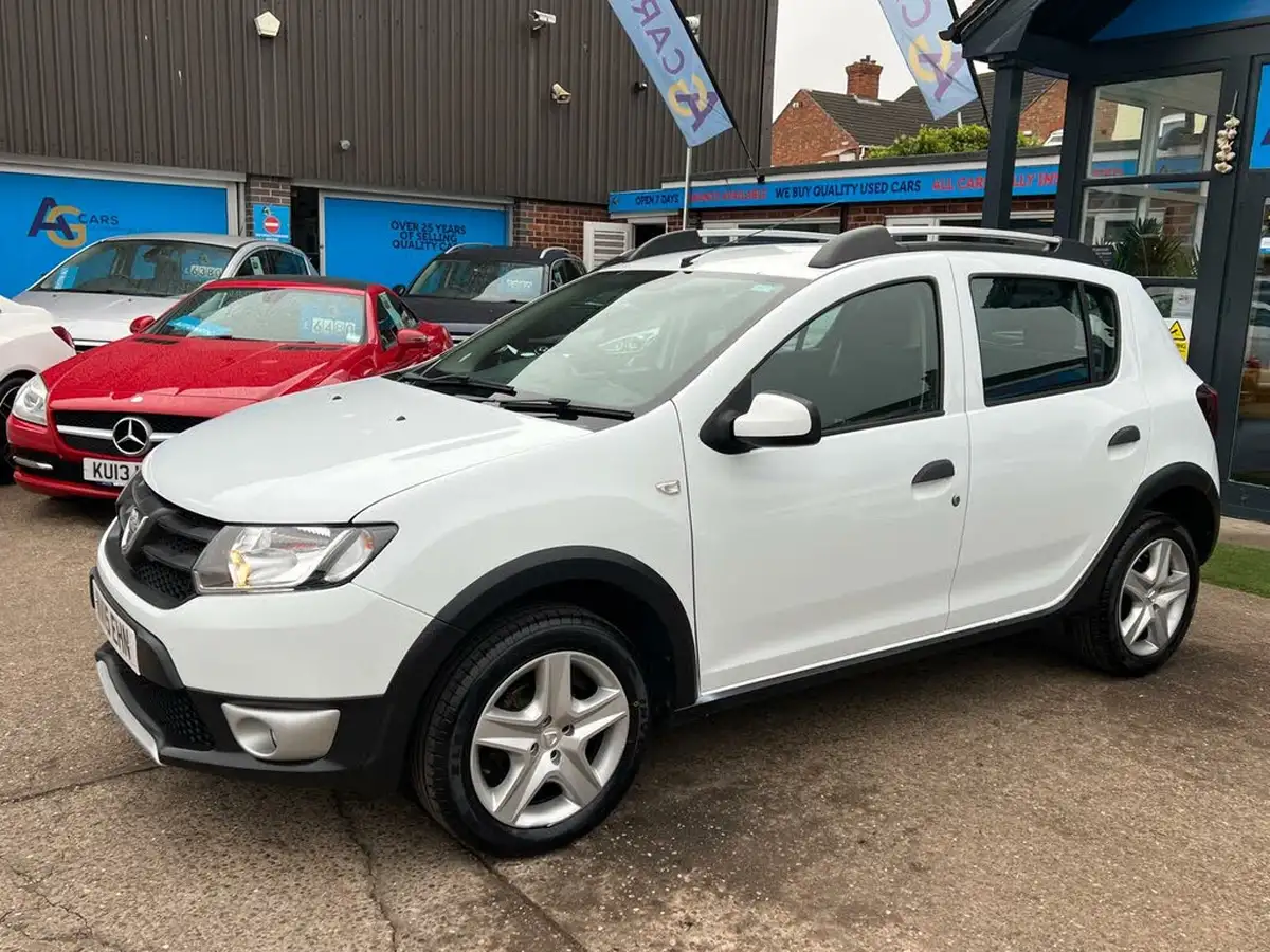 2015-dacia-sandero-stepway-09-ambiance-big-13