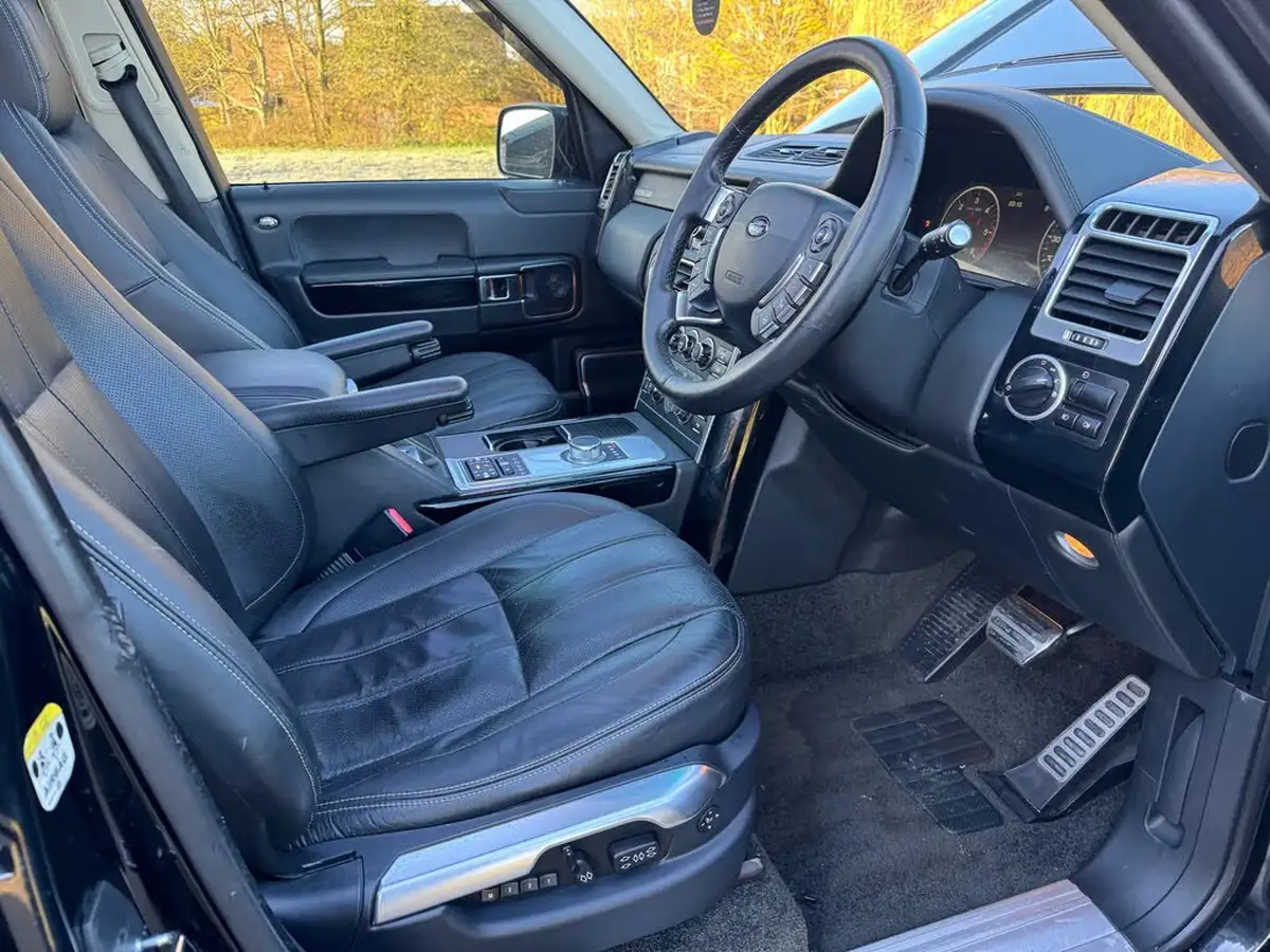 2011-land-rover-range-rover-44td-autobiography-big-20