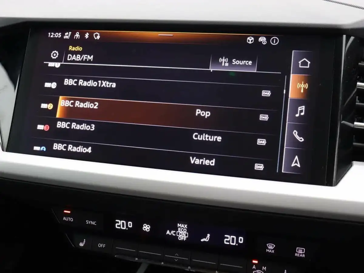2023-audi-q4-e-tron-35e-sport-station-wagon-big-13