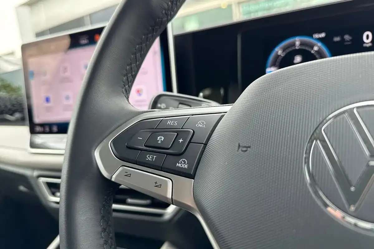 2024-volkswagen-tiguan-20tdi-elegance-150ps-big-25