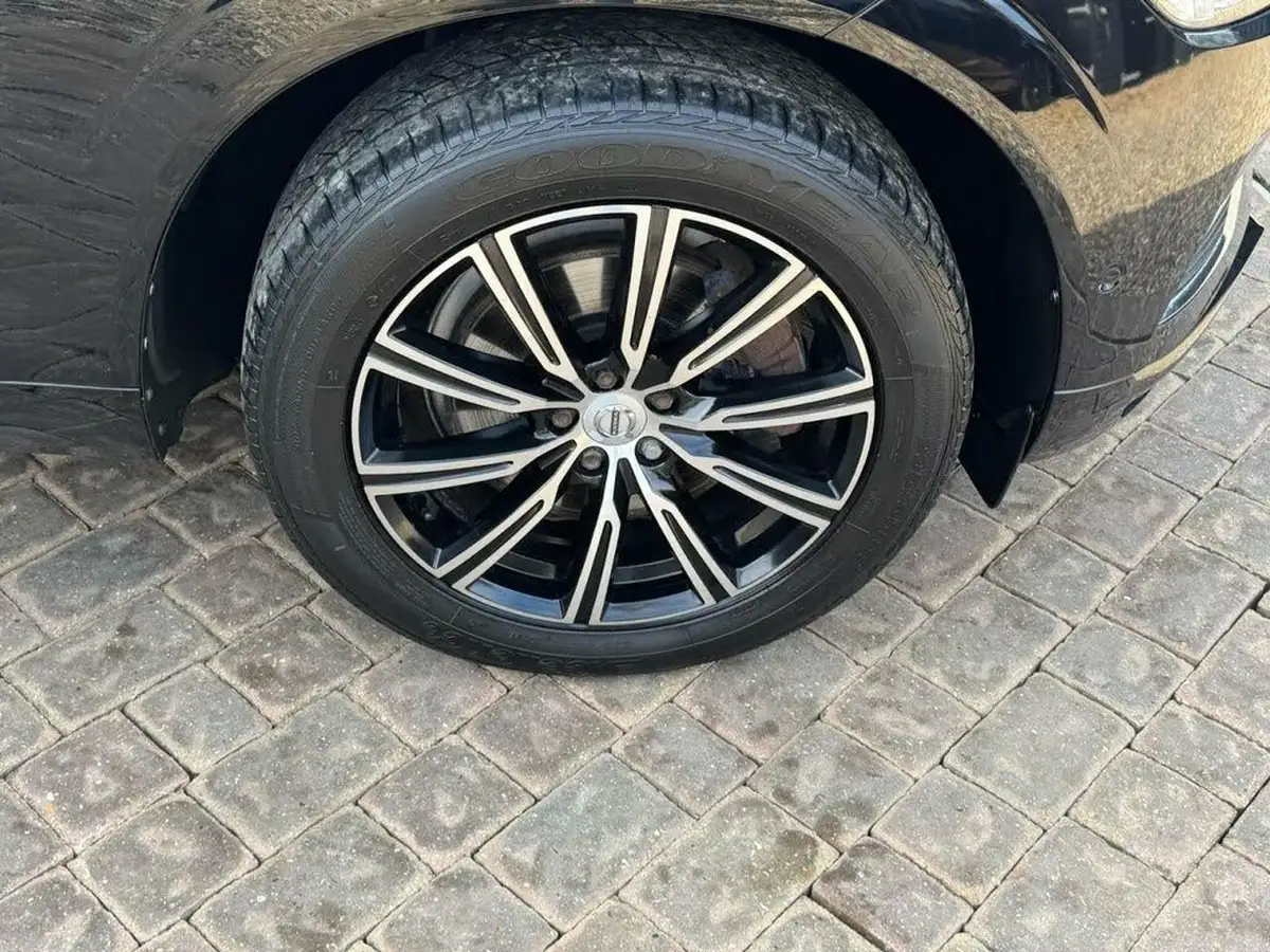 2020-volvo-xc60-20-t8-inscription-299bhp-4x4-ss-big-17