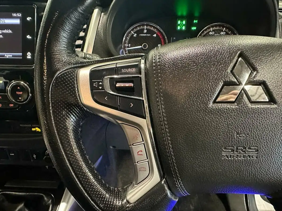 2019-mitsubishi-l200-24di-d-barbarian-eu6-big-19