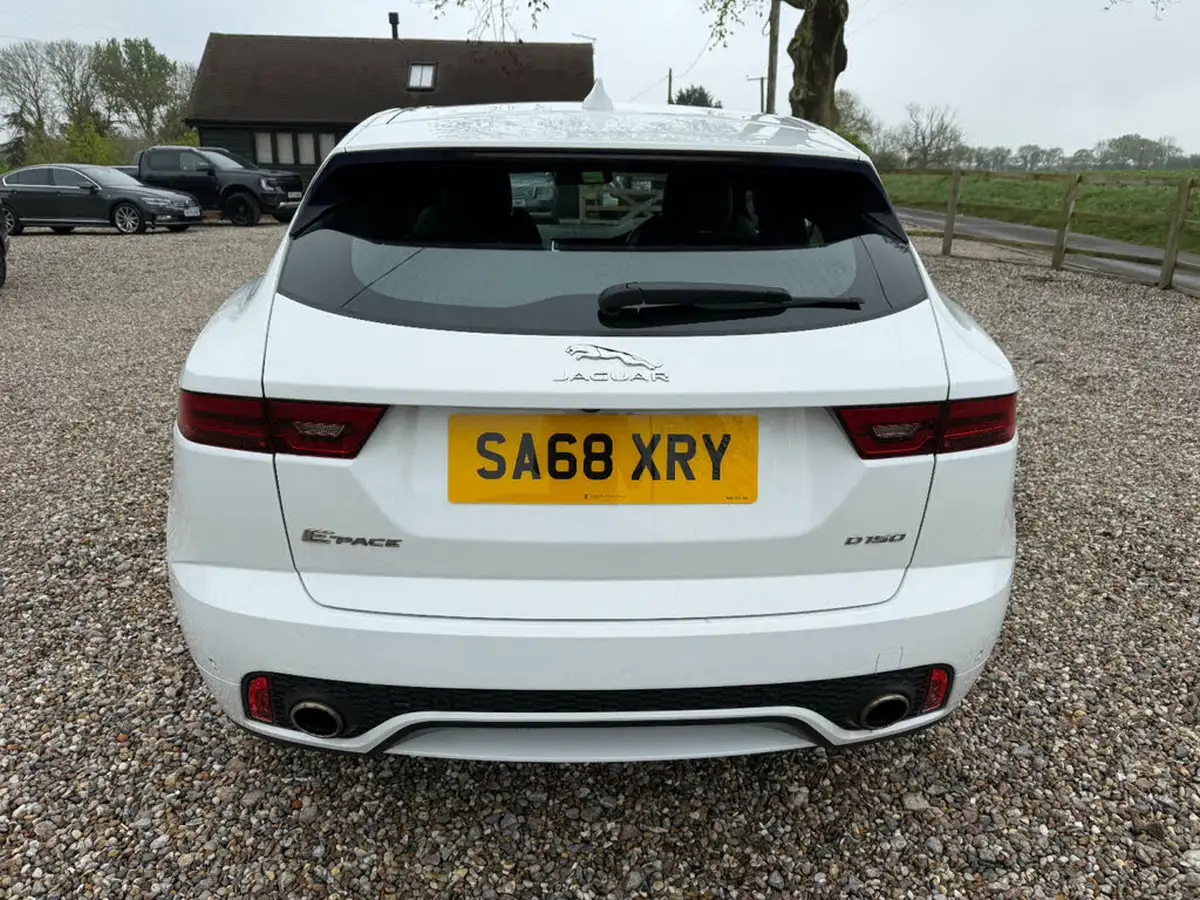 2018-jaguar-e-pace-20-i4d-r-dynamic-150ps-big-7