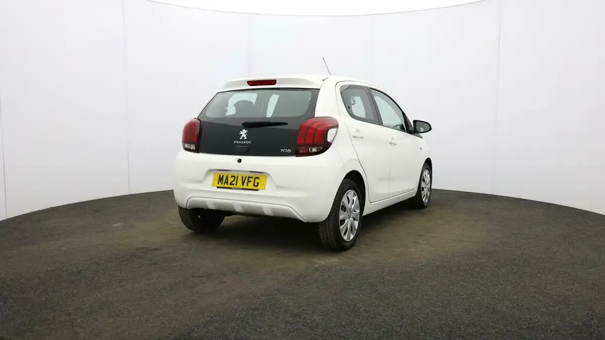 2021-peugeot-108-10-active-5d-big-51