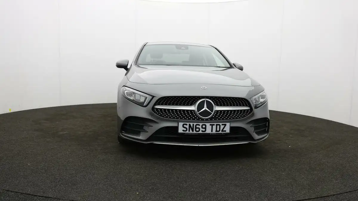 2019-mercedes-benz-a-class-20-a220-amg-line-saloon-4d-4matic-big-46