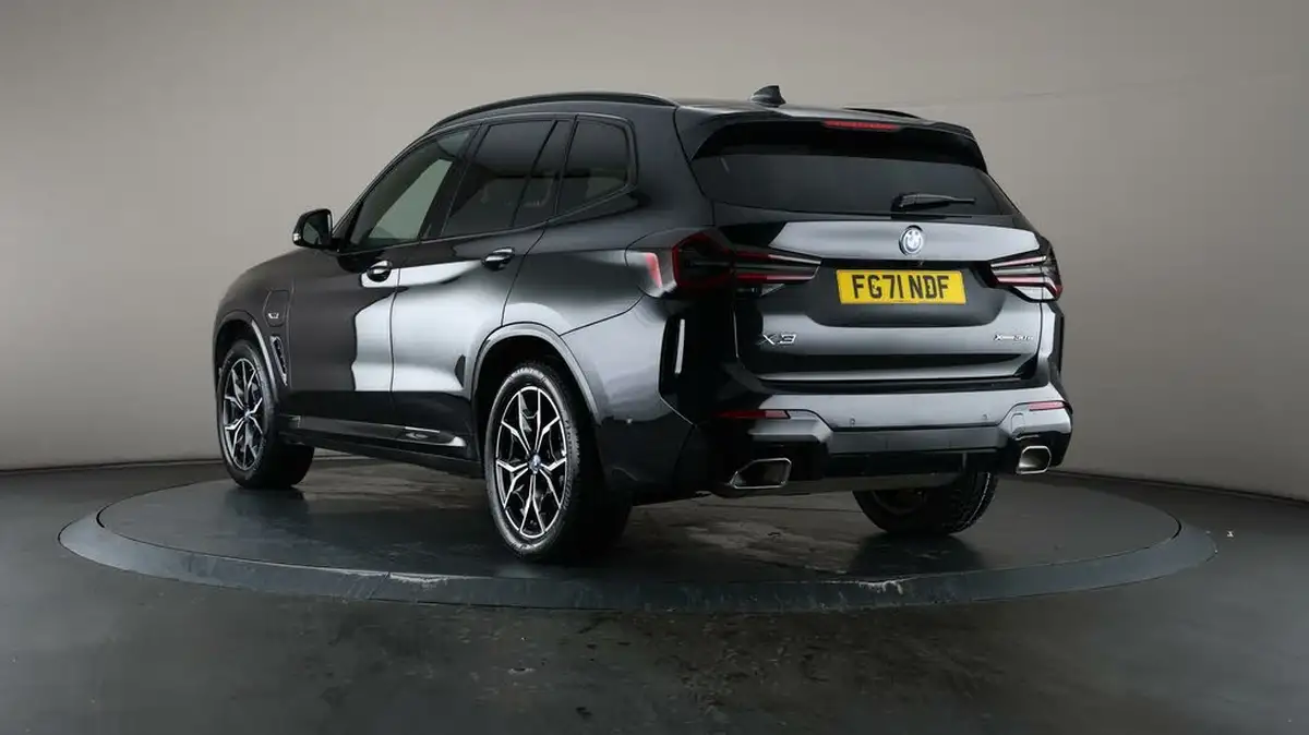 2021-bmw-x3-20-xdrive-30e-m-sport-big-61