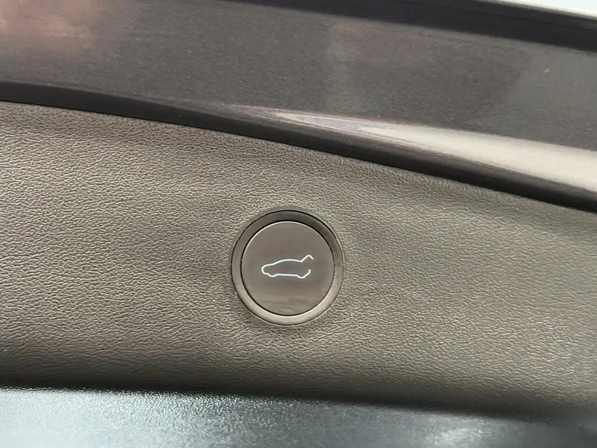 2023-tesla-model-3-e-rwd-241bhp-big-15