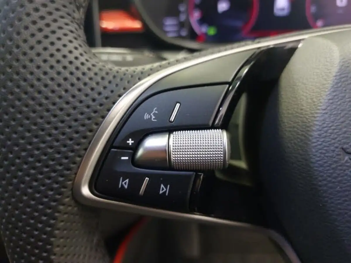 2024-skoda-fabia-10-tsi-monte-carlo-edition-dsg-big-13