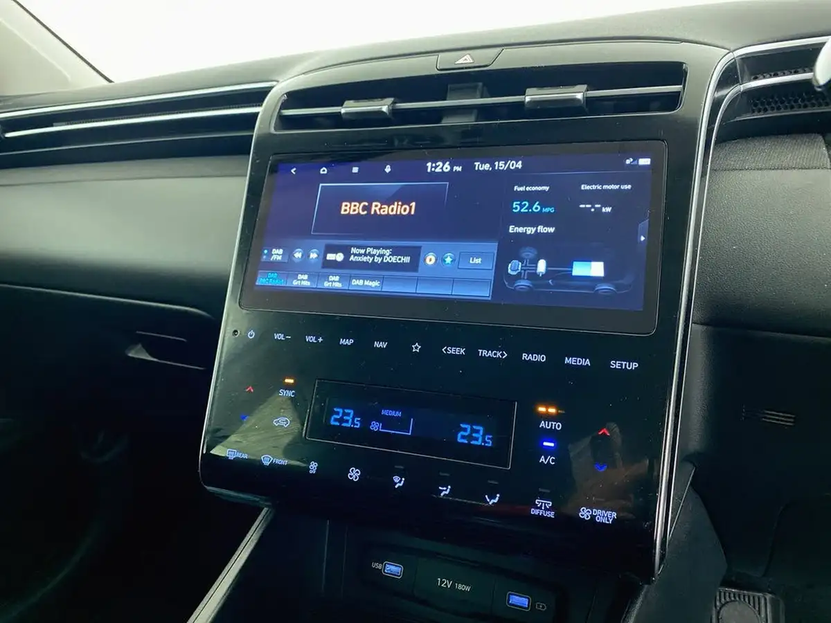 2022-hyundai-tucson-16-t-gdi-se-connect-230ps-hybrid-auto-big-17
