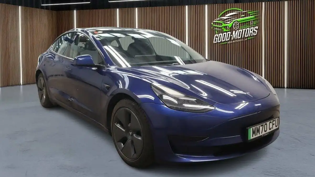 2020-tesla-model-3-e-standard-plus-big-2