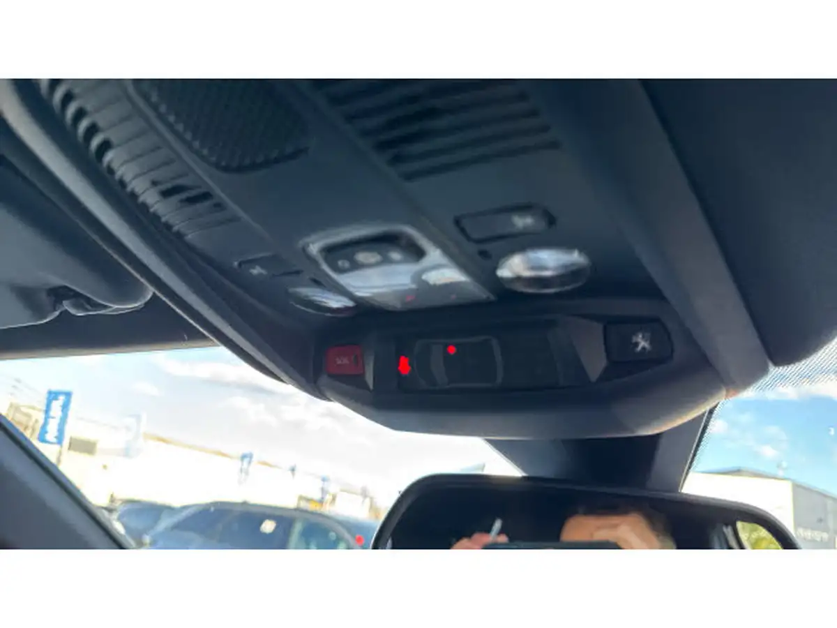 2023-peugeot-3008-suv-12-puretech-active-premium-eat8-big-28