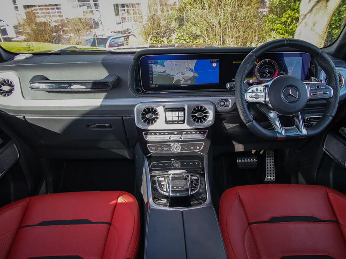 2024-mercedes-benz-g-class-40-g63-amg-585ps-big-2