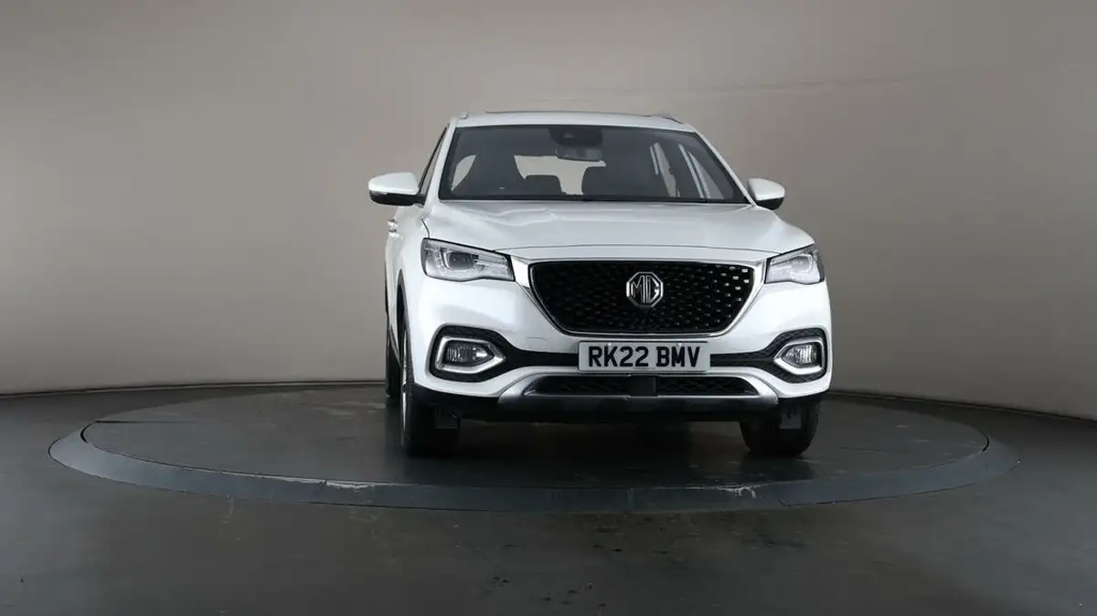 2022-mg-hs-15t-gdi-exclusive-162ps-big-42