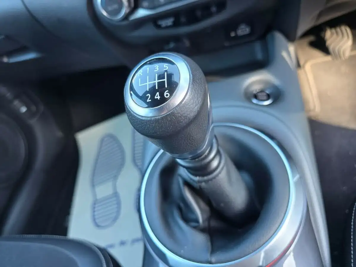 2020-nissan-juke-10-dig-t-tekna-117ps-big-12