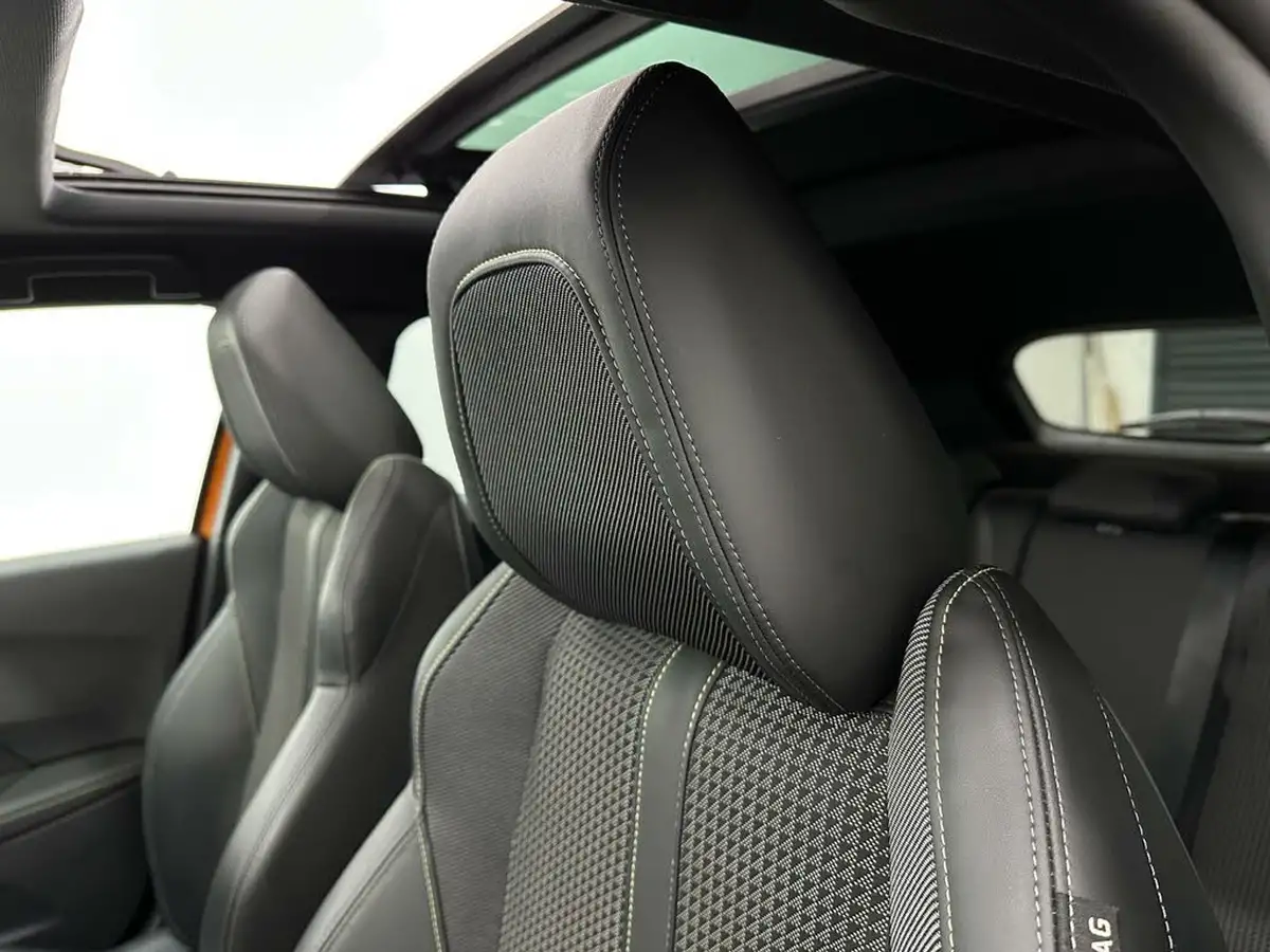 2020-peugeot-2008-suv-12-puretech-gt-line-big-36