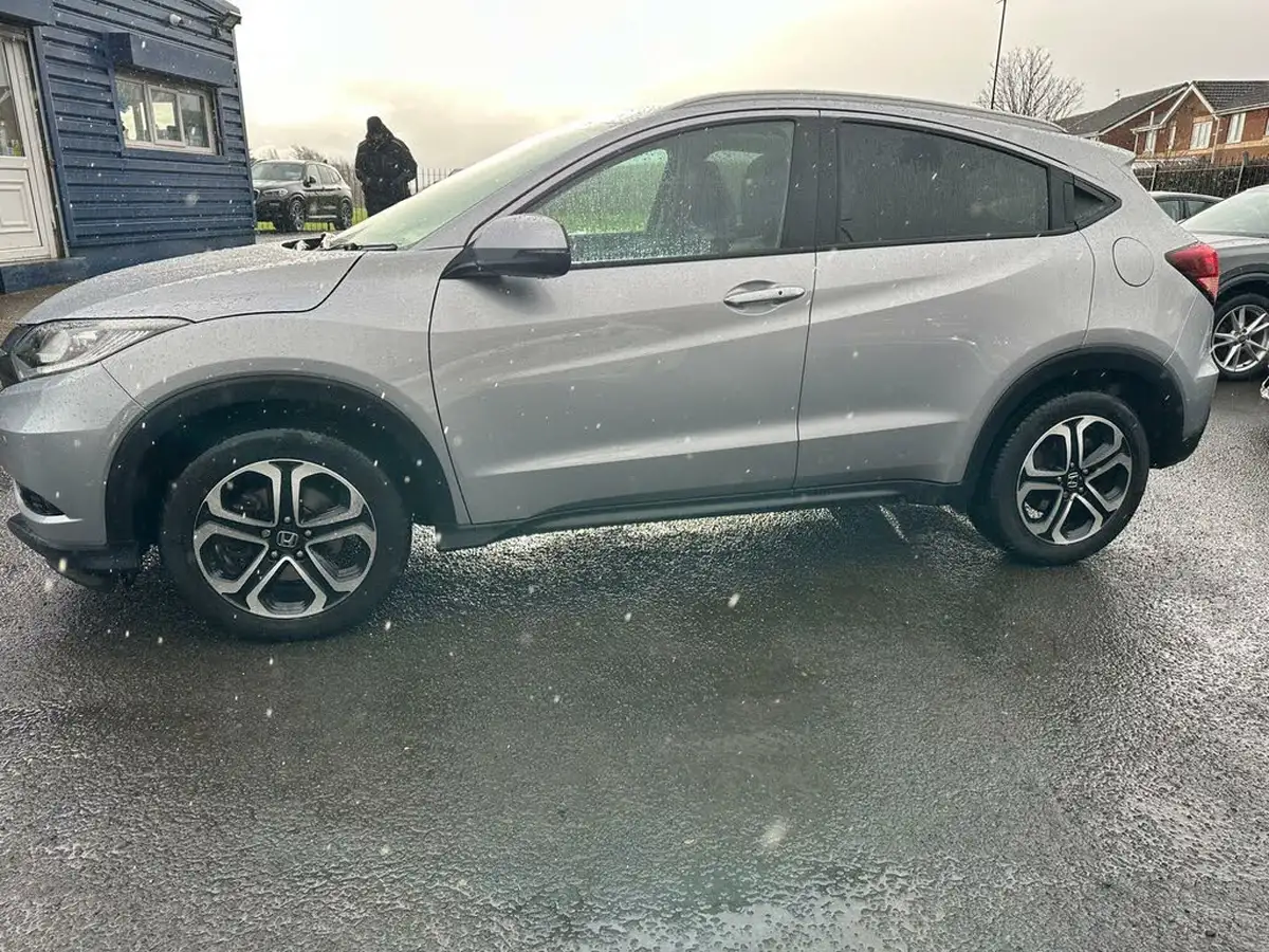 2018-honda-hr-v-16-i-dtec-ex-big-18