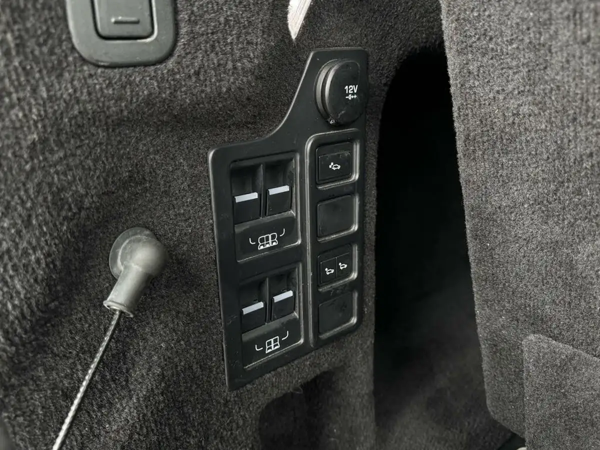 2019-land-rover-discovery-20-sd4-hse-big-43